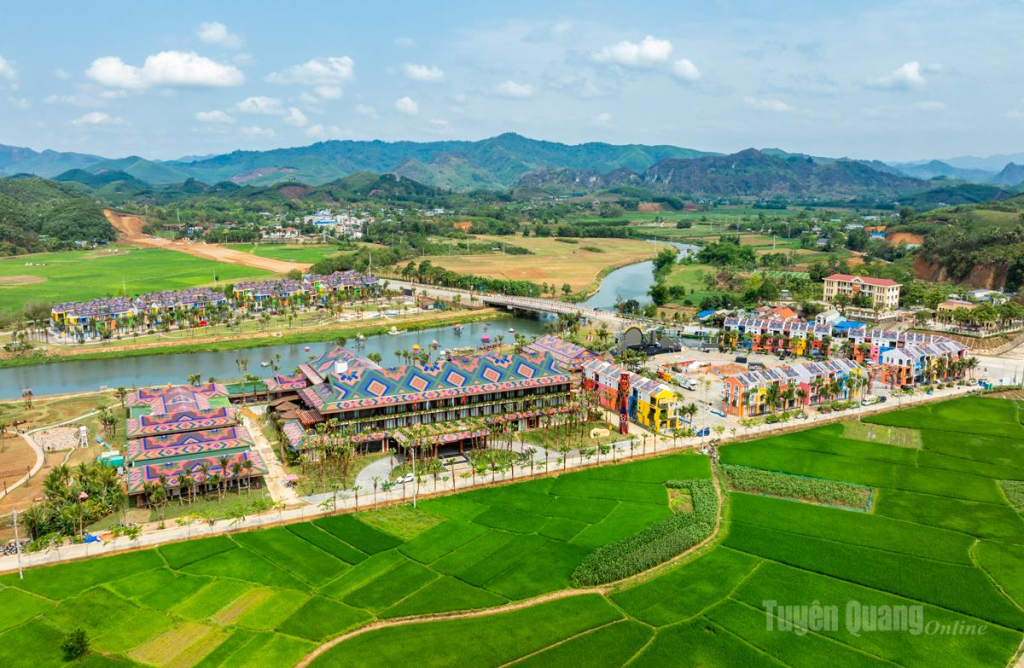 Khu nghỉ dưỡng Flamingo Tân Trào. Ảnh: Cảnh Trực 