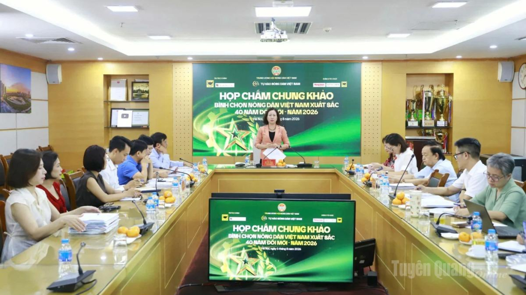 Hội đồng Chung khảo đã họp chấm Chung khảo bình chọn chọn.