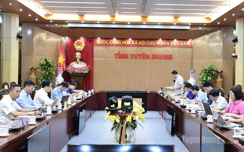 Quang cảnh buổi làm việc.