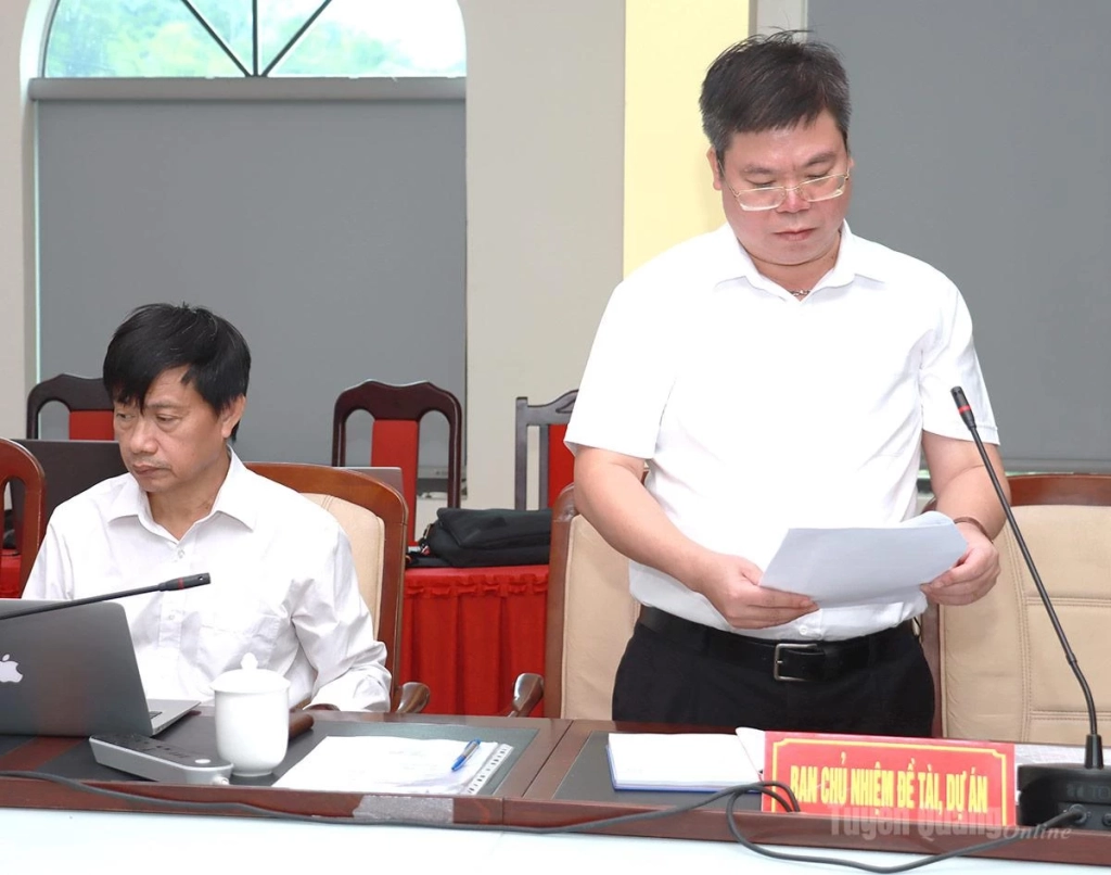 Đơn vị chuyên môn báo cáo kết quả thực hiện đề tài.