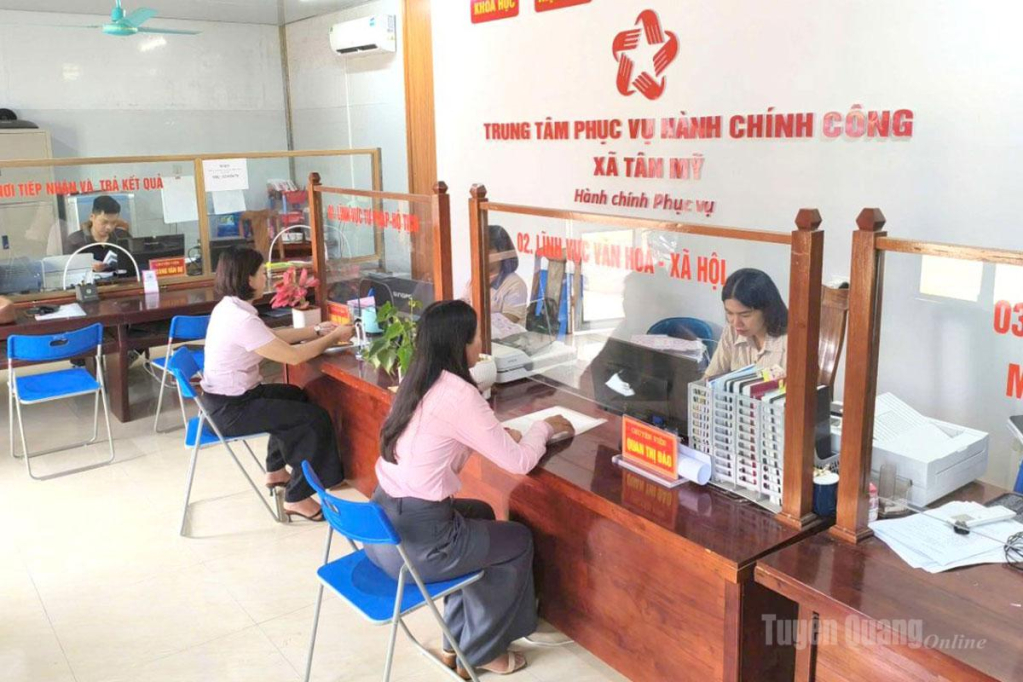 Nâng cao hiệu quả phục vụ Nhân dân tại xã Tân Mỹ nhờ kết hợp giữa bộ phận một cửa và Fanpage Tân Mỹ Online hoạt động 24/7.
