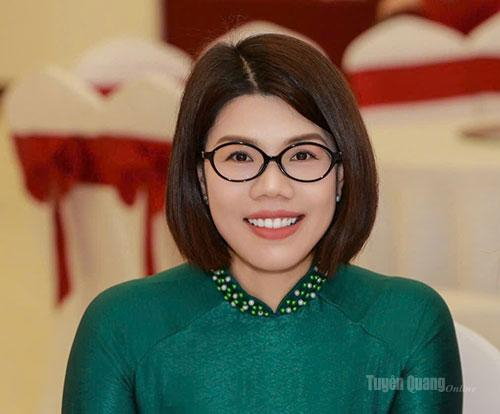 Đồng chí Nguyễn Thị Hoài,  Phó Giám đốc Sở Văn hóa, Thể thao  và Du lịch tỉnh Tuyên Quang.