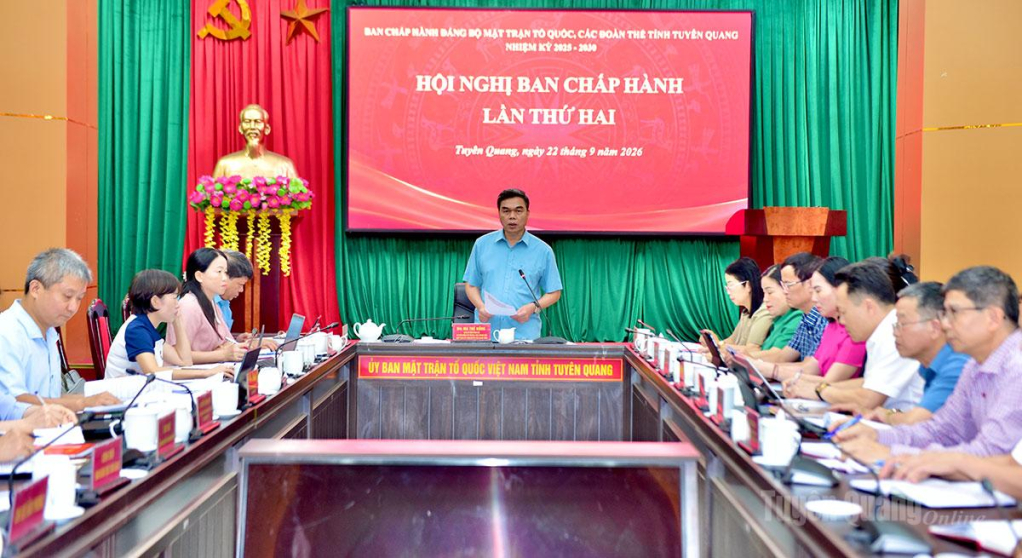 Toàn cảnh hội nghị.