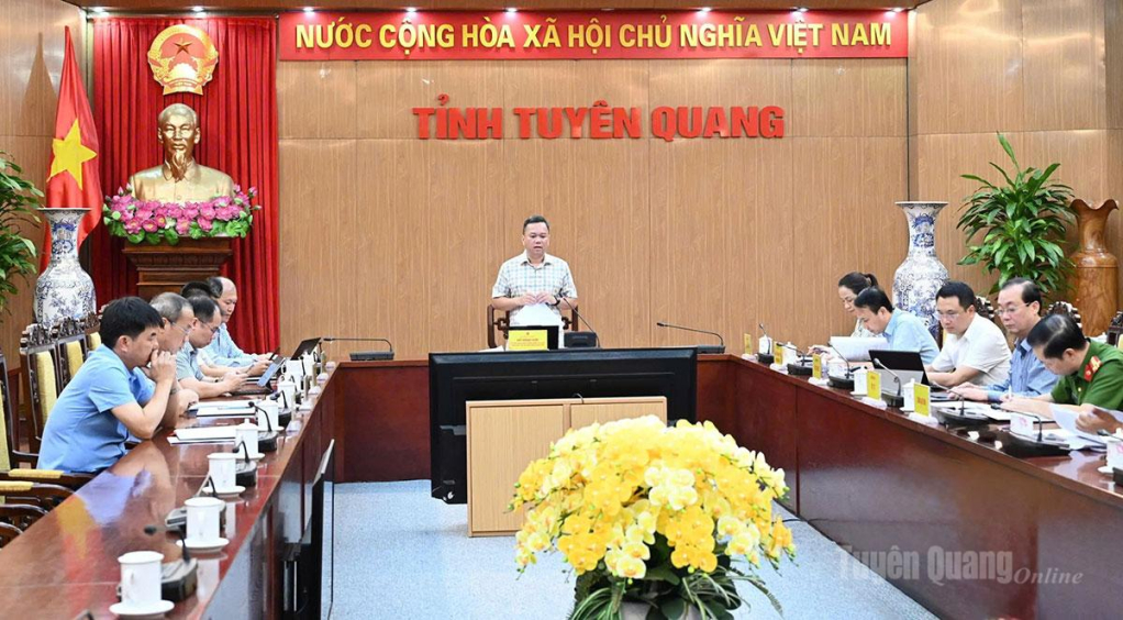 Các đại biểu họp tại điểm cầu UBND tỉnh.