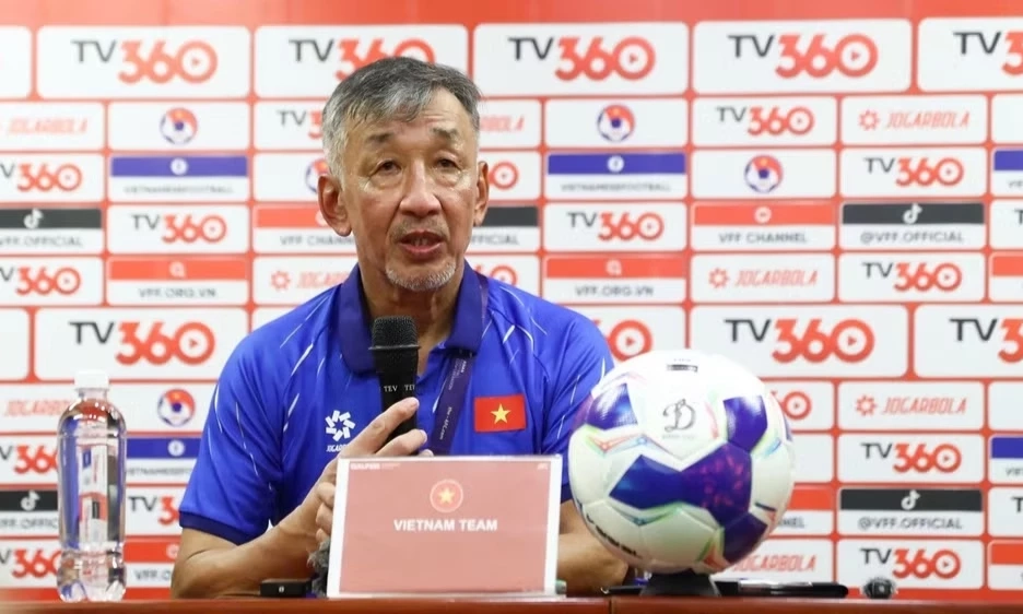 HLV Yutaka Ikeuchi: Nhiều yếu tố khiến U20 Việt Nam bại trận