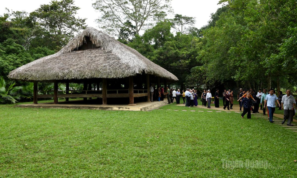 Từ T&acirc;n Tr&agrave;o đến Lũng C&uacute;