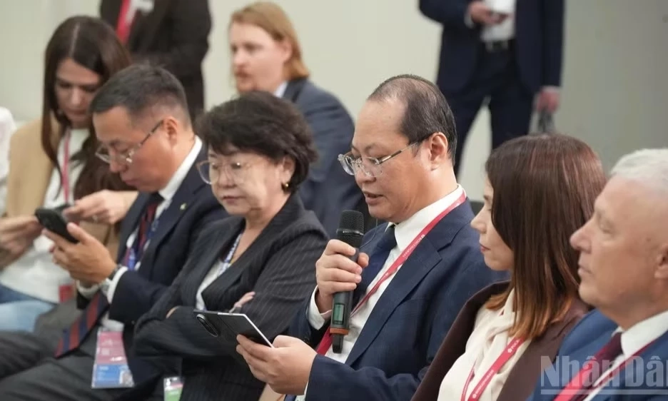 Việt Nam sẵn s&agrave;ng th&uacute;c đẩy tăng cường kết nối Đ&ocirc;ng Nam &Aacute; với c&aacute;c đối t&aacute;c &Aacute;-&Acirc;u