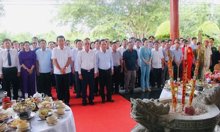 Tấm l&ograve;ng người d&acirc;n Ch&acirc;u Thới với B&aacute;c Hồ k&iacute;nh y&ecirc;u