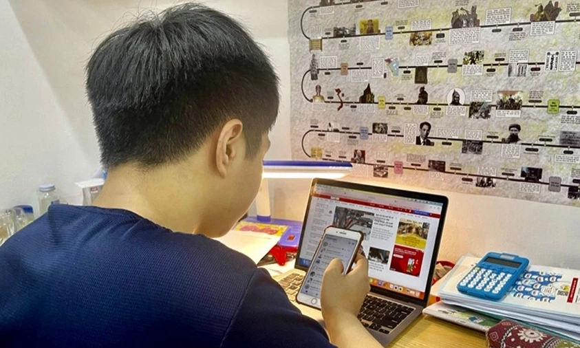 Trang bị cho trẻ &ldquo;sức đề kh&aacute;ng số&rdquo;