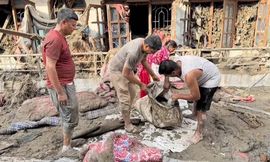 Nepal tuy&ecirc;n bố quốc tang tưởng niệm c&aacute;c nạn nh&acirc;n thiệt mạng do lũ qu&eacute;t