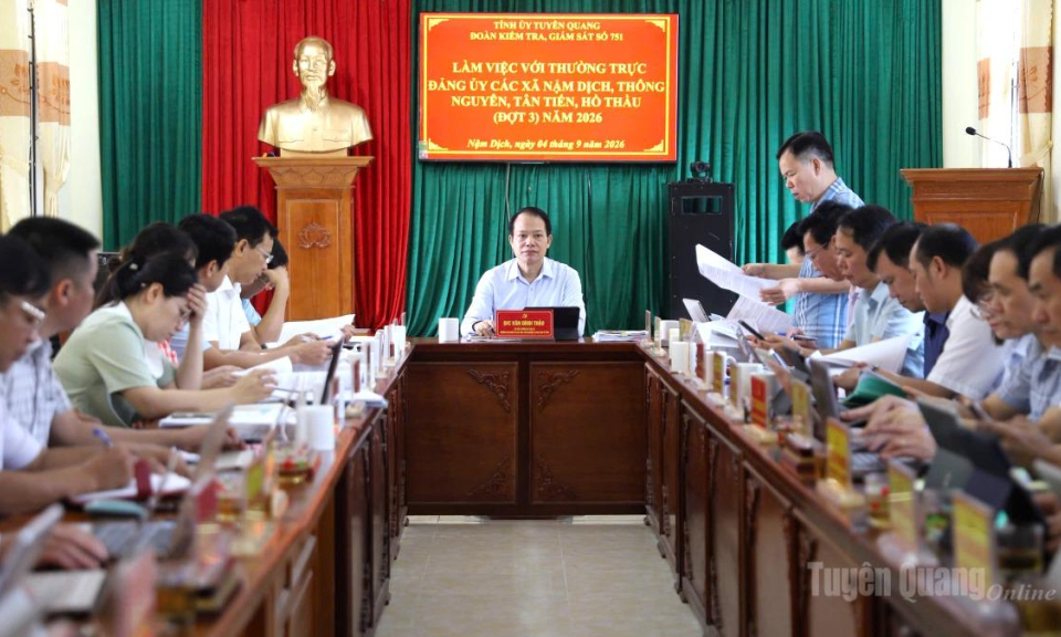 Đo&agrave;n kiểm tra, gi&aacute;m s&aacute;t số 751 l&agrave;m việc với Thường trực Đảng ủy c&aacute;c x&atilde; Nậm Dịch, T&acirc;n Tiến, Th&ocirc;ng Nguy&ecirc;n v&agrave; Hồ Thầu