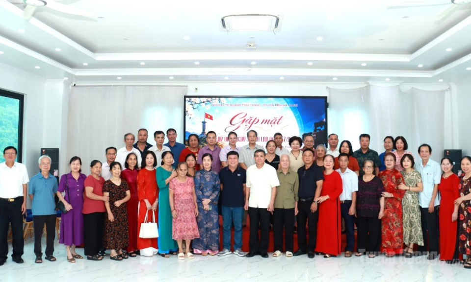 Gặp mặt kỷ niệm ng&agrave;y th&agrave;nh lập ng&agrave;nh Ph&aacute;t thanh - Truyền h&igrave;nh