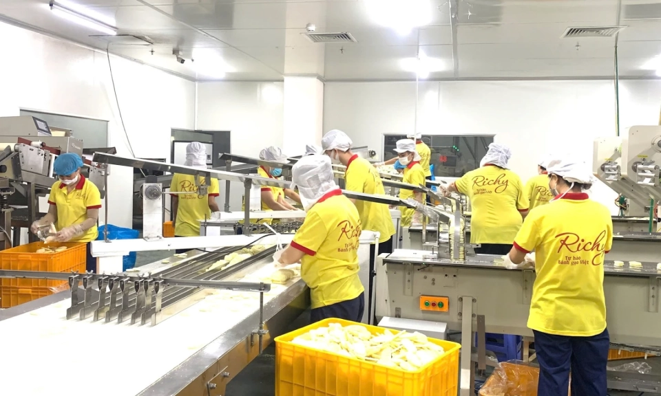 Sửa Luật An to&agrave;n thực phẩm: Bảo vệ, n&acirc;ng cao sức khỏe nh&acirc;n d&acirc;n
