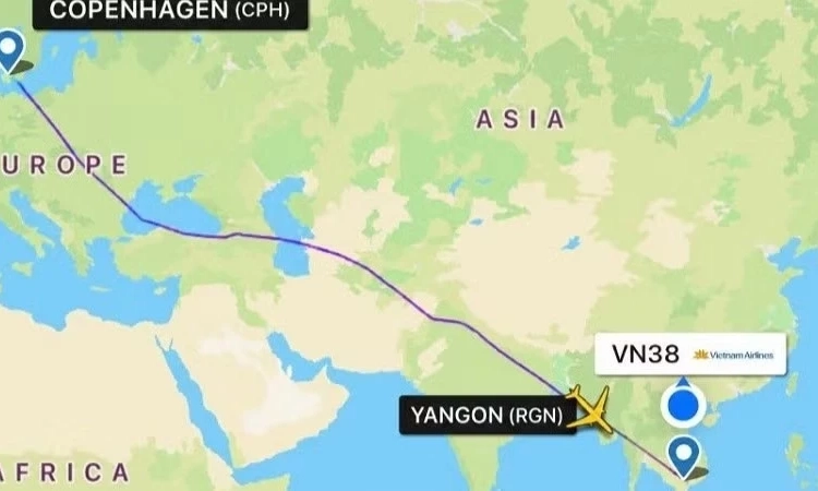 Vietnam Airlines chuyển hướng hạ c&aacute;nh tại Myanmar cấp cứu sản phụ sinh con