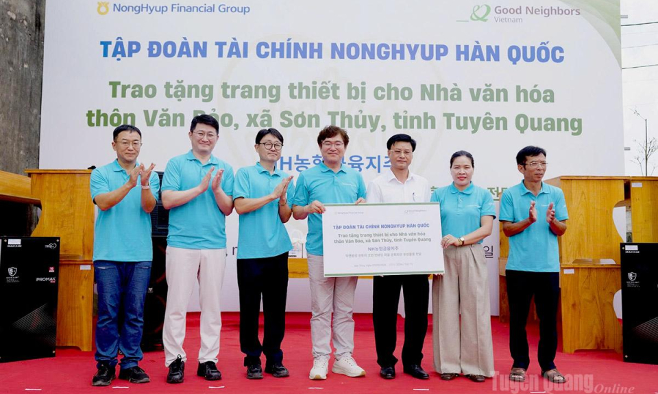 Tổ chức GNI hỗ trợ trang thiết bị cho nh&agrave; văn h&oacute;a th&ocirc;n