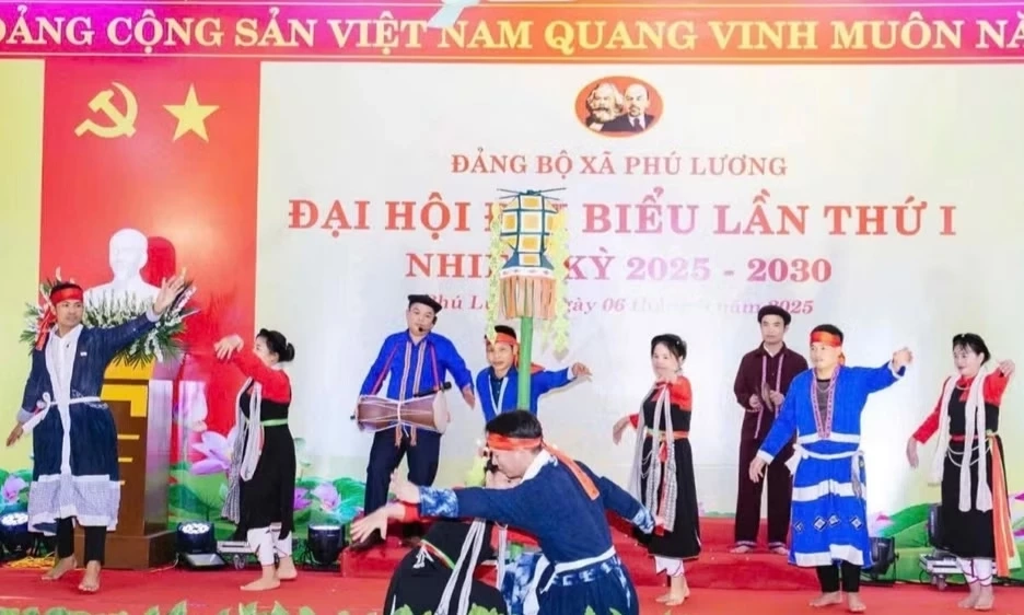 Giữ mạch sống văn h&oacute;a d&acirc;n gian