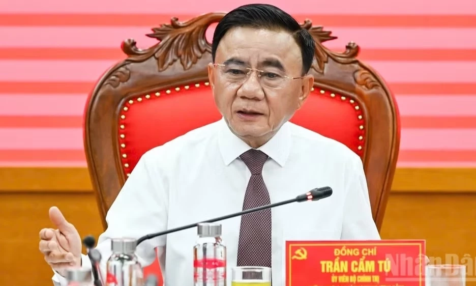 X&acirc;y dựng Đảng bộ thật sự ti&ecirc;u biểu, mẫu mực, xứng tầm Trường Đảng Trung ương