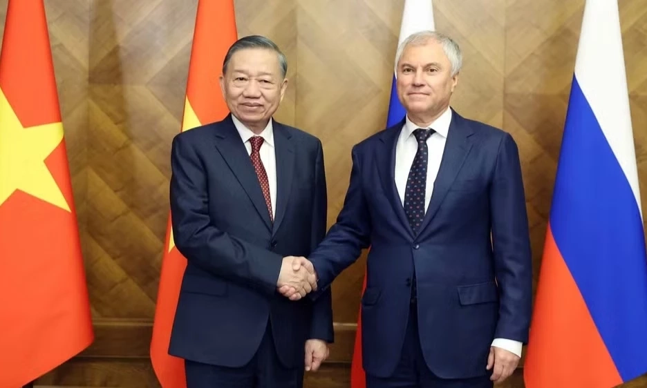 Tổng B&iacute; thư, Chủ tịch nước T&ocirc; L&acirc;m hội kiến Chủ tịch Duma Quốc gia Nga Vyacheslav Volodin