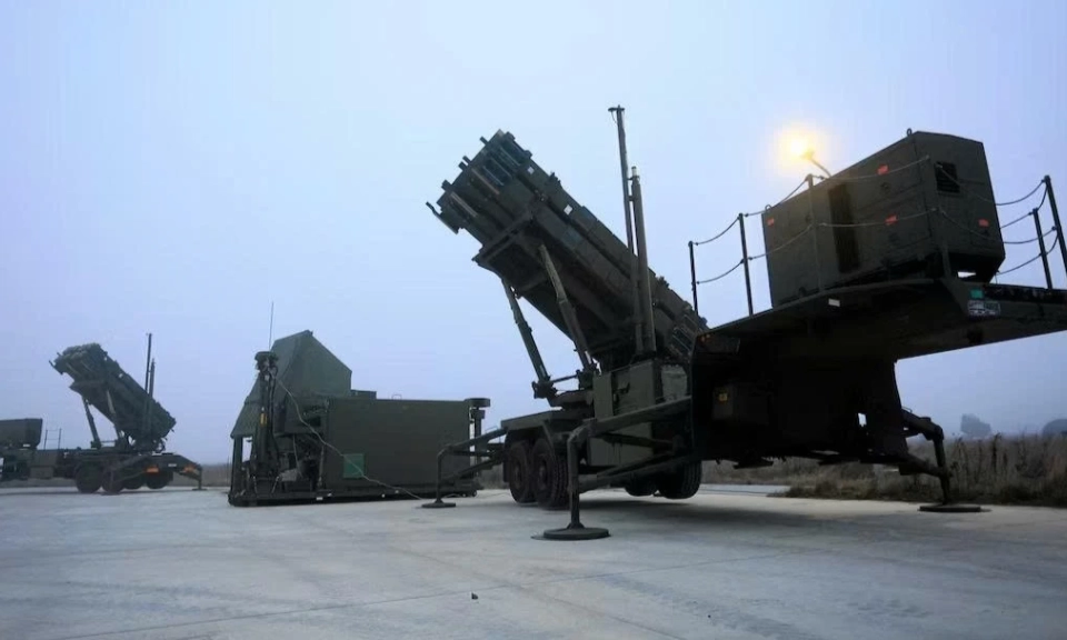 Ukraine đặt mua 1.000 t&ecirc;n lửa Patriot