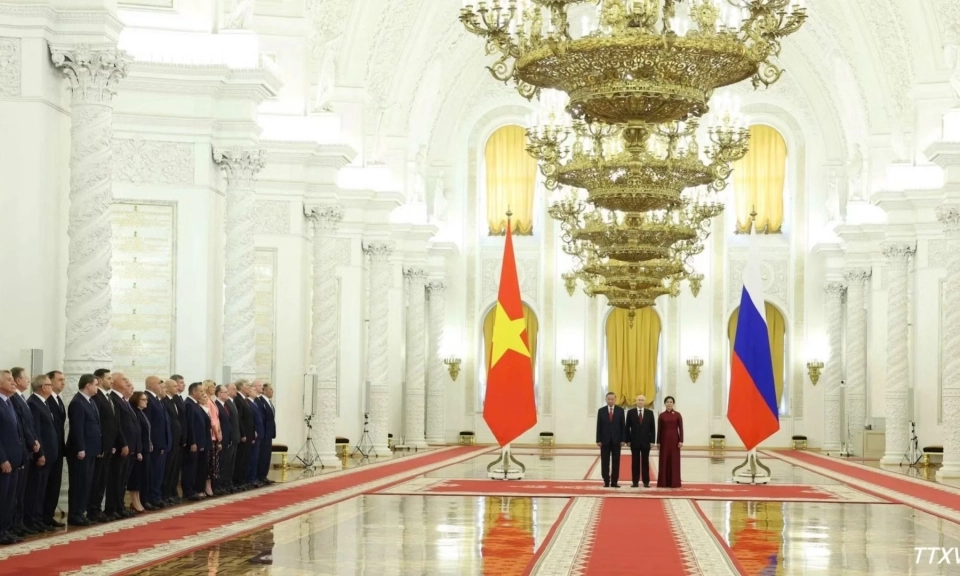 [Ảnh] Tổng thống Nga Vladimir Putin chủ tr&igrave; Lễ đ&oacute;n Tổng B&iacute; thư, Chủ tịch nước T&ocirc; L&acirc;m v&agrave; Phu nh&acirc;n