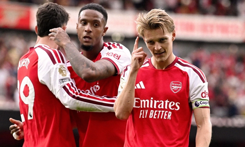 Odegaard lập đại c&ocirc;ng, Arsenal gi&agrave;nh 3 điểm tr&ecirc;n s&acirc;n Napoli