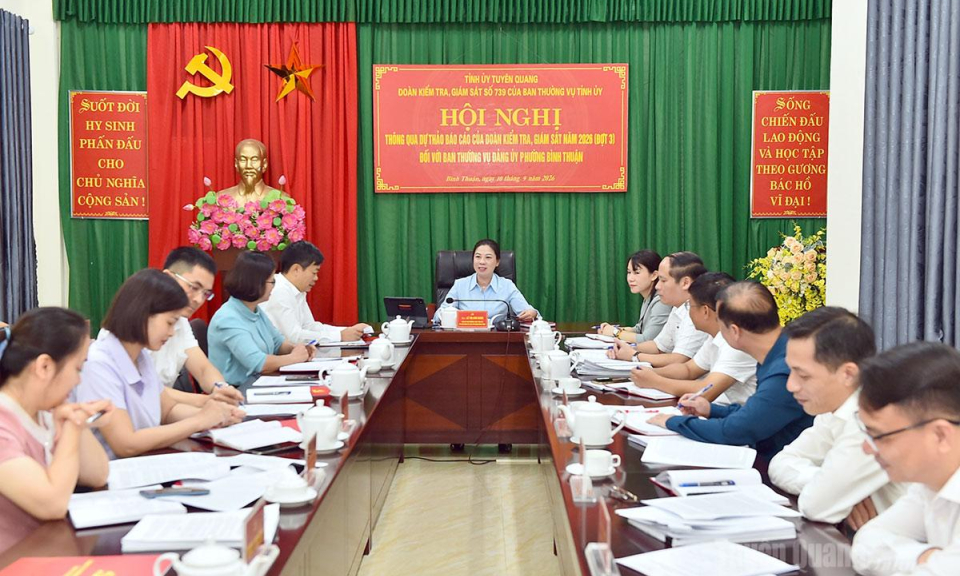 Đo&agrave;n kiểm tra, gi&aacute;m s&aacute;t số 739 l&agrave;m việc tại Đảng ủy Qu&acirc;n sự tỉnh v&agrave; phường B&igrave;nh Thuận