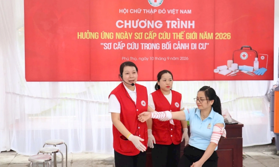 Trang bị kỹ năng sơ cấp cứu cho cộng đồng v&agrave; người lao động di cư