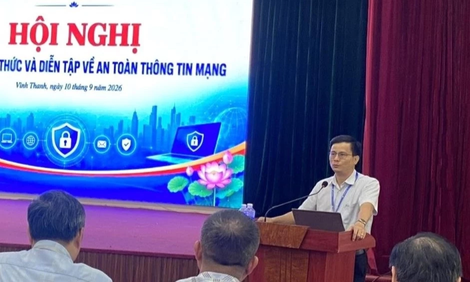 Nhận diện nguy cơ, x&acirc;y dựng năng lực l&agrave;m chủ kh&ocirc;ng gian số