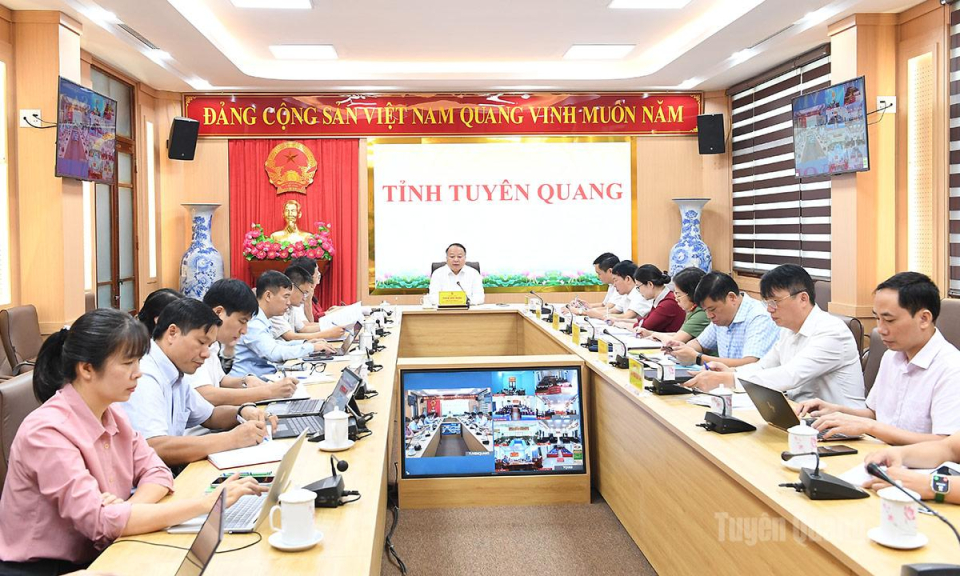 Quản l&yacute;, vận h&agrave;nh hiệu quả c&aacute;c trường Phổ th&ocirc;ng nội tr&uacute; li&ecirc;n cấp v&agrave; c&aacute;c trường học tr&ecirc;n địa b&agrave;n tỉnh sau sắp xếp