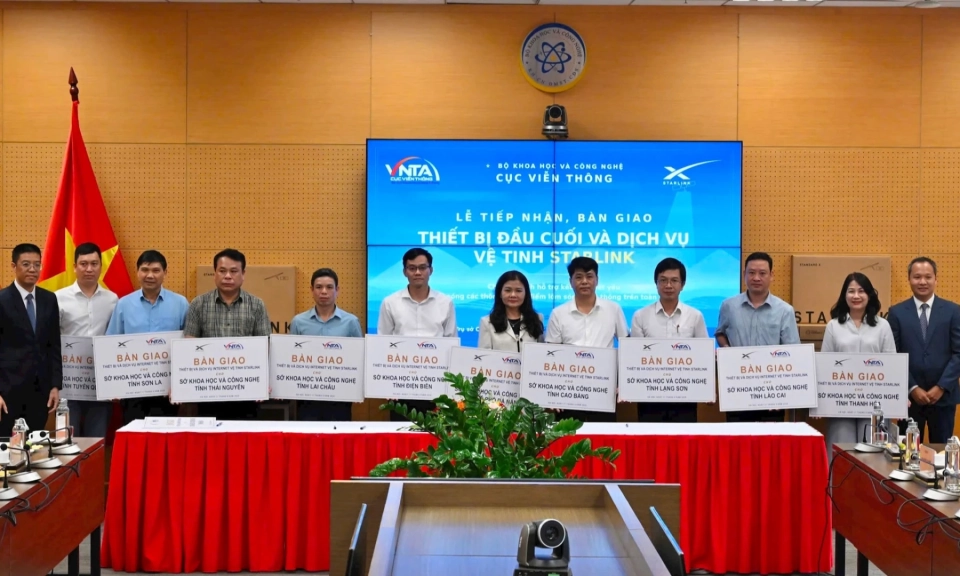 Điểm l&otilde;m s&oacute;ng, s&oacute;ng yếu được hỗ trợ dịch vụ vệ tinh Starlink