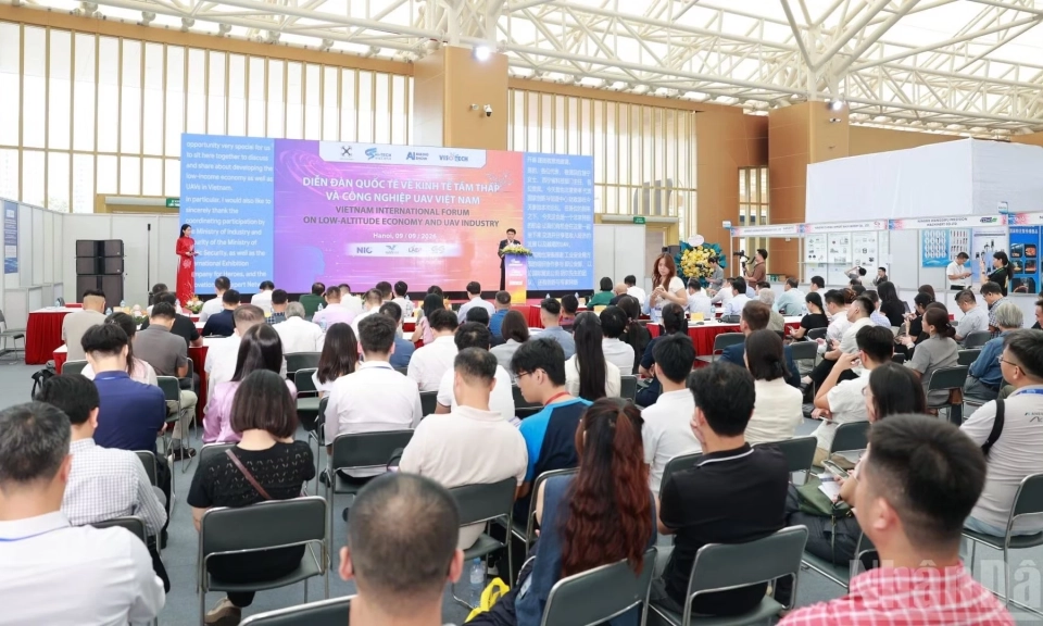 Việt Nam nắm bắt cơ hội mở rộng ứng dụng UAV, l&agrave;m chủ c&ocirc;ng nghệ v&agrave; tham gia s&acirc;u hơn v&agrave;o chuỗi gi&aacute; trị