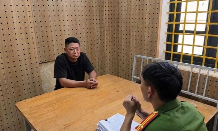 Khởi tố người đ&agrave;n &ocirc;ng cưỡng đoạt 2 triệu đồng sau va chạm giao th&ocirc;ng ở Hưng Y&ecirc;n