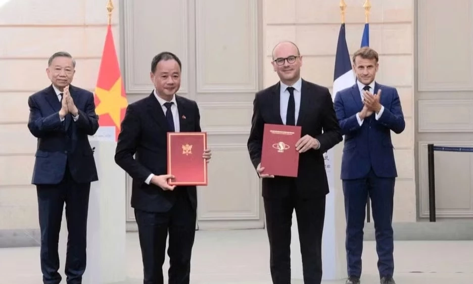 Ngoại giao khoa học-c&ocirc;ng nghệ n&acirc;ng cao năng lực quốc gia