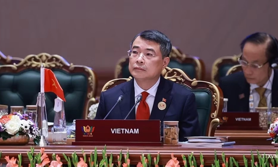 Thủ tướng L&ecirc; Minh Hưng tham dự Hội nghị thượng đỉnh BRICS lần thứ 18
