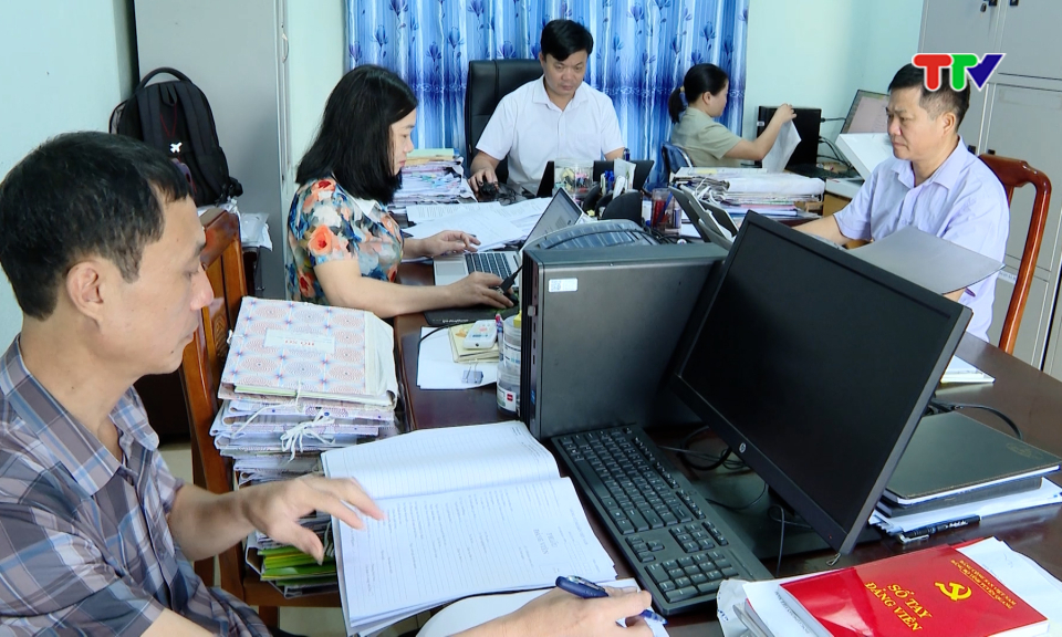 Tuy&ecirc;n Quang x&acirc;y dựng, tạo nguồn đội ngũ c&aacute;n bộ trẻ, c&aacute;n bộ nữ, c&aacute;n bộ người d&acirc;n tộc thiểu số