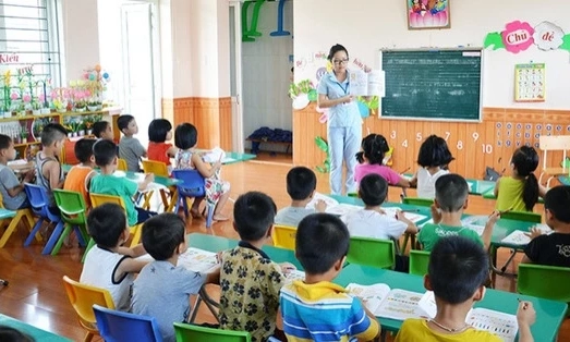 Quy định mới về phổ cập gi&aacute;o dục mầm non cho trẻ từ 5 đến 6 tuổi