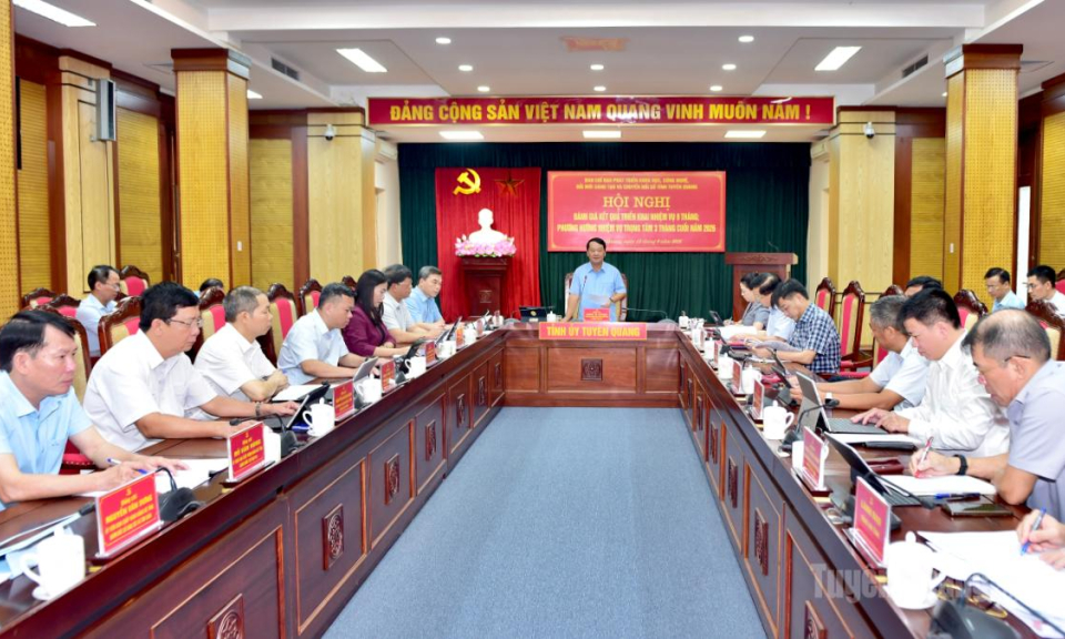 Tạo chuyển biến thực chất, n&acirc;ng cao hiệu quả c&ocirc;ng việc tại cơ quan, đơn vị