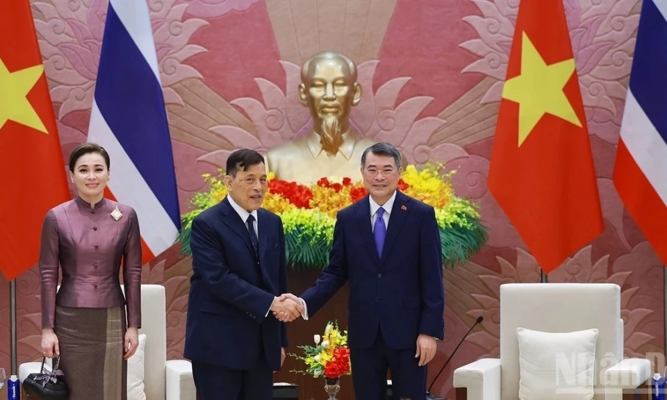 [Ảnh] Thủ tướng L&ecirc; Minh Hưng hội kiến Nh&agrave; vua Vương quốc Th&aacute;i Lan Maha Vajiralongkorn Phra Vajiraklaochaoyuhua