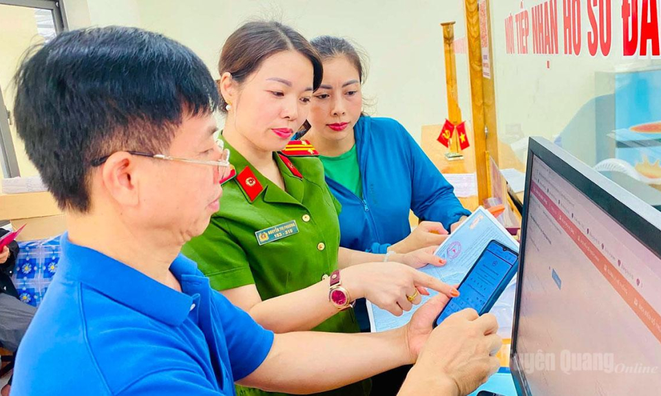 Chuyển động ở cấp x&atilde;