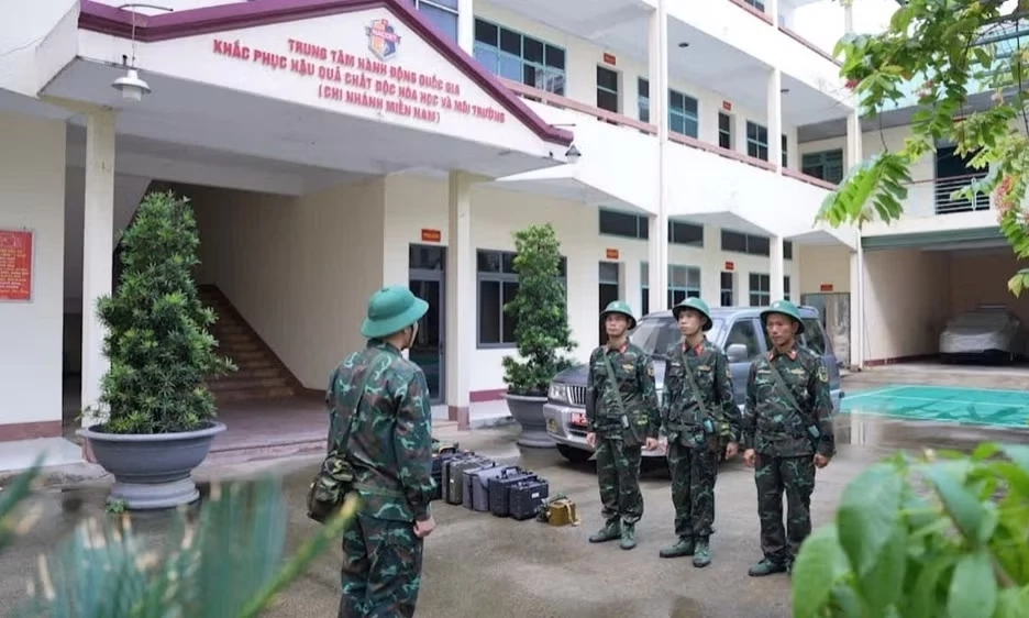 50 năm bền bỉ tr&ecirc;n "mặt trận kh&ocirc;ng tiếng s&uacute;ng"