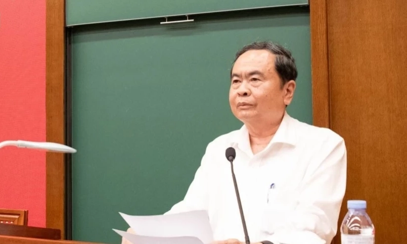 Đổi mới tư duy x&acirc;y dựng thể chế, ph&aacute;p luật theo hướng kiến tạo ph&aacute;t triển