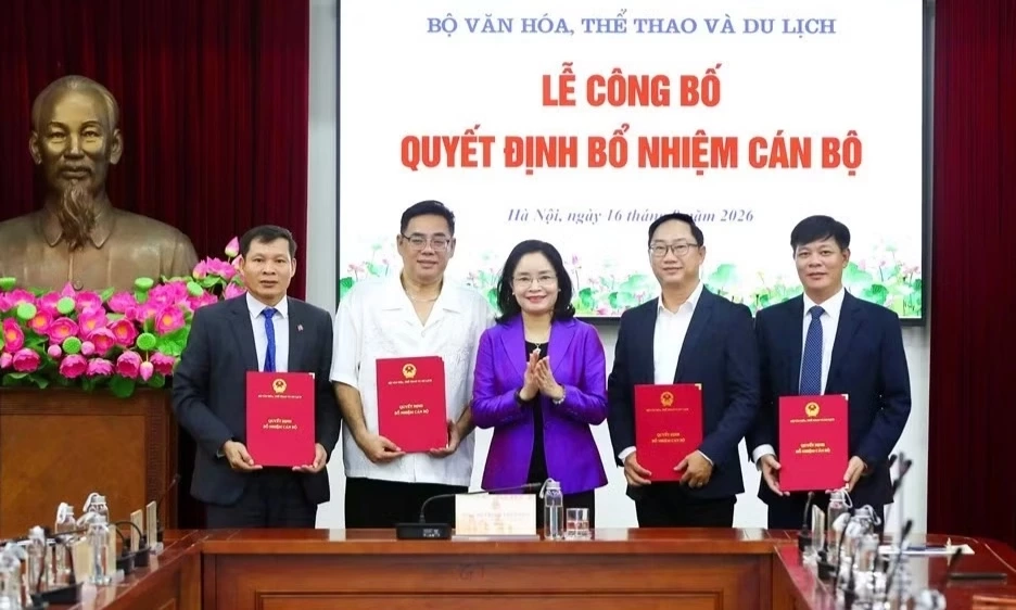 Bộ Văn h&oacute;a, Thể thao v&agrave; Du lịch kiện to&agrave;n l&atilde;nh đạo 4 trường đại học trực thuộc