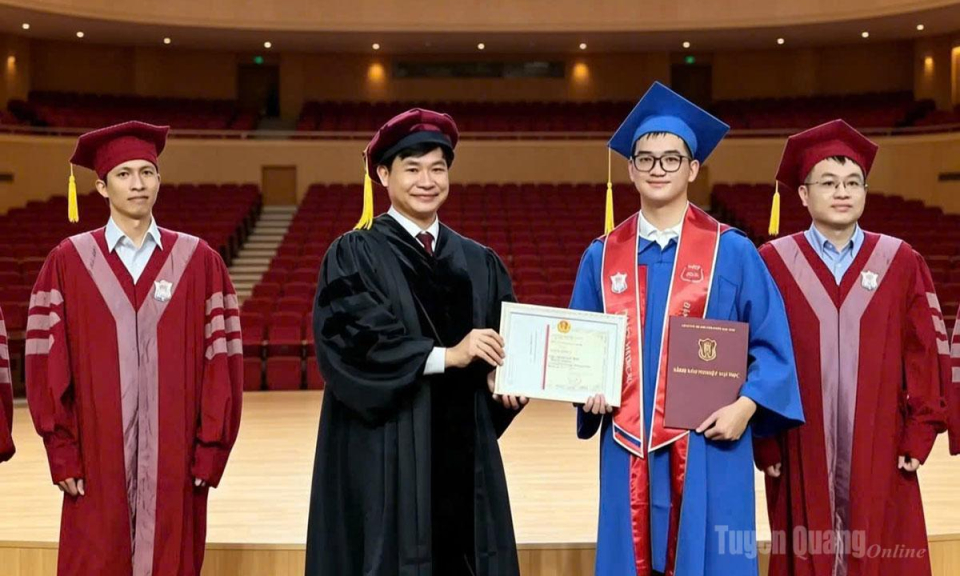 Nghị lực của B&aacute;c sỹ nội tr&uacute; Đặng Huy Hiếu