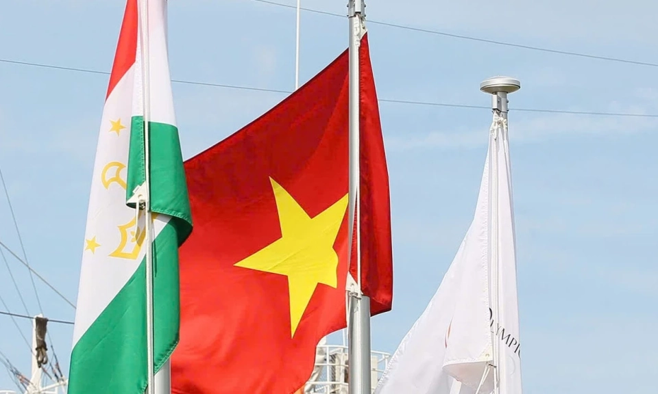 Cờ Việt Nam tung bay tại đấu trường Asiad