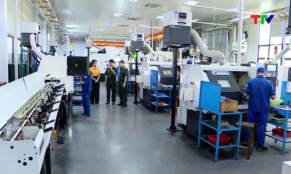 Doanh nghiệp đổi mới, s&aacute;ng tạo để ph&aacute;t triển