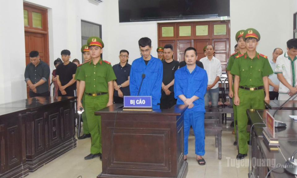 Tuy&ecirc;n &aacute;n 44 bị c&aacute;o trong vụ mua b&aacute;n tr&aacute;i ph&eacute;p gần 74.000 h&oacute;a đơn khống, lừa đảo chiếm đoạt t&agrave;i sản v&agrave; trốn thuế