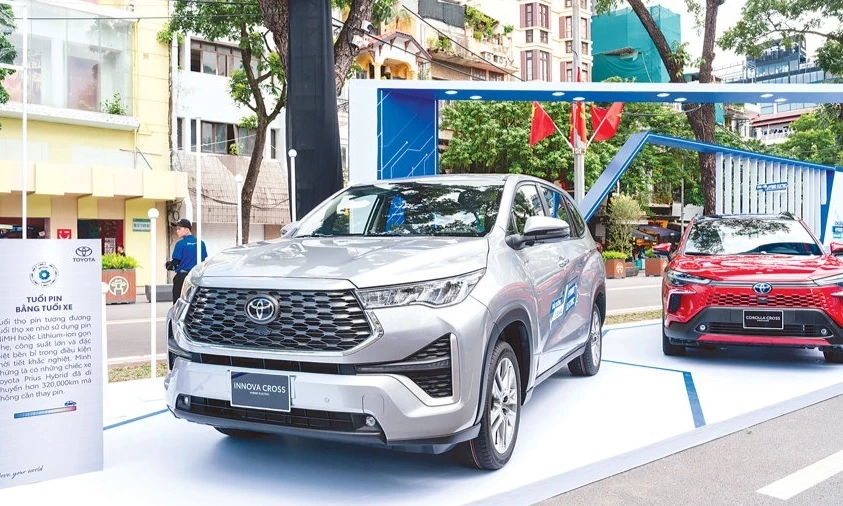 Xe hybrid tự sạc đứng ở đ&acirc;u trong b&agrave;i to&aacute;n ph&aacute;t thải v&agrave; chi ph&iacute; nhi&ecirc;n liệu?