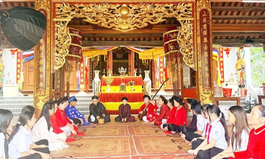 Kh&ocirc;ng gian số - Cầu nối đưa di sản đến gần hơn c&ocirc;ng ch&uacute;ng