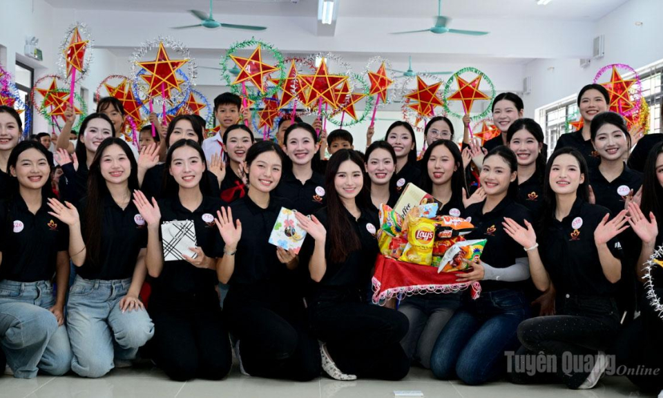 Th&iacute; sinh Hoa hậu Việt Nam 2026 lan tỏa nhiệt huyết tuổi trẻ