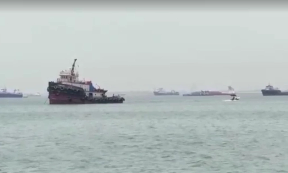Mỹ: Hơn 1 tỷ th&ugrave;ng dầu đ&atilde; được vận chuyển qua Eo biển Hormuz